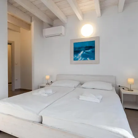Luna With Jacuzzi, Sauna And Private Pool *