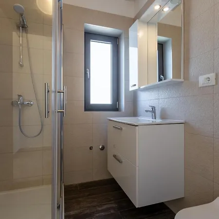Villa Luna With Jacuzzi, Sauna And Private Pool