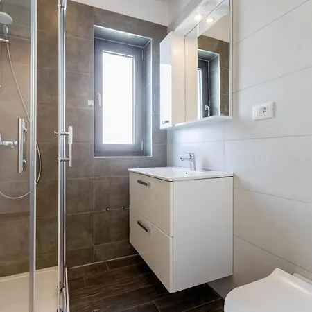 Villa Luna With Jacuzzi, Sauna And Private Pool *