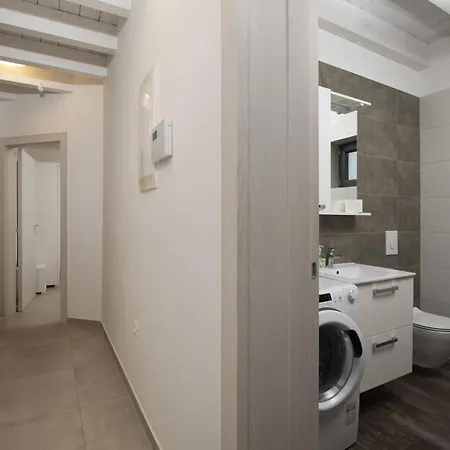 Luna With Jacuzzi, Sauna And Private Pool * Pomer