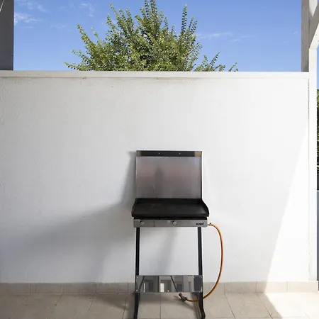 Villa Luna With Jacuzzi, Sauna And Private Pool Pomer