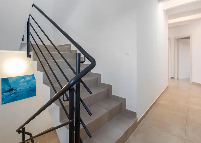 Luna With Jacuzzi, Sauna And Private Pool 빌라 *