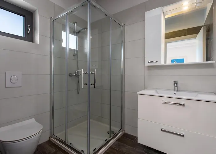 Luna With Jacuzzi, Sauna And Private Pool *