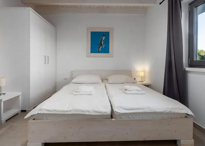 Luna With Jacuzzi, Sauna And Private Pool *