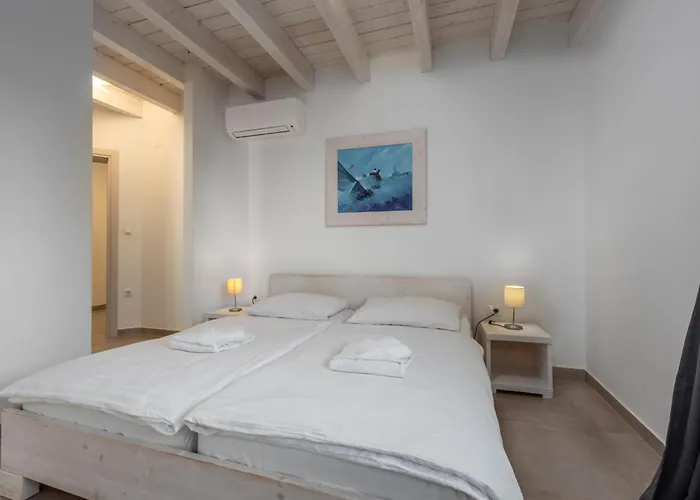 Luna With Jacuzzi, Sauna And Private Pool 빌라 포메르